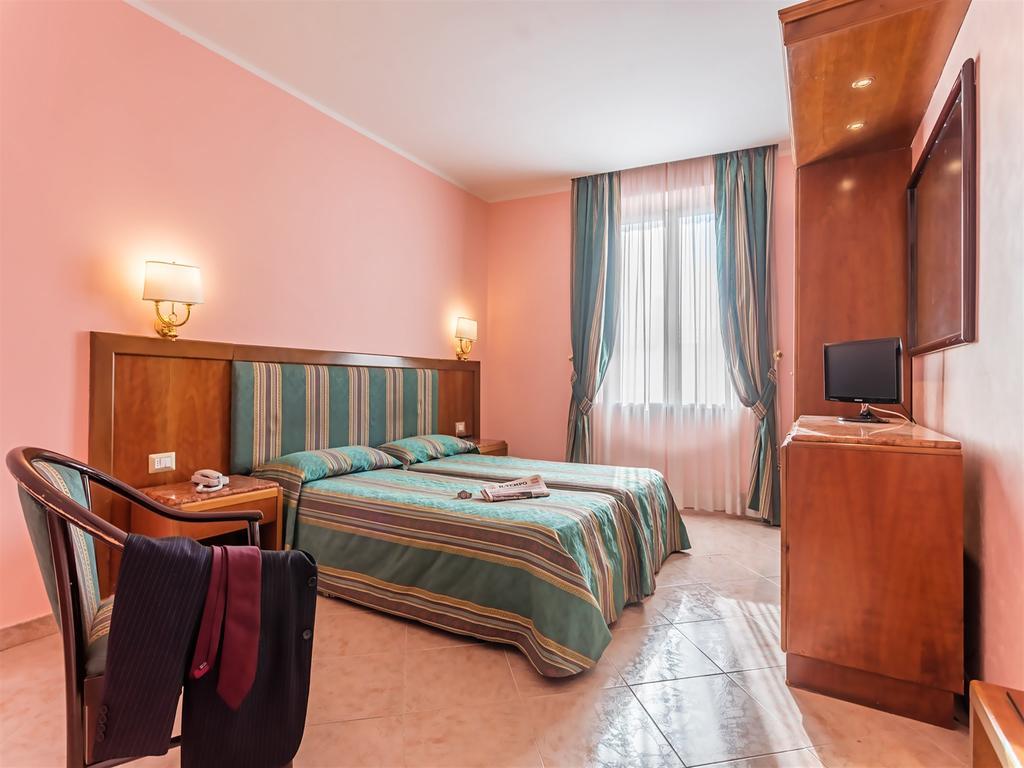 Raeli Hotel Siracusa Rzym Zewnętrze zdjęcie