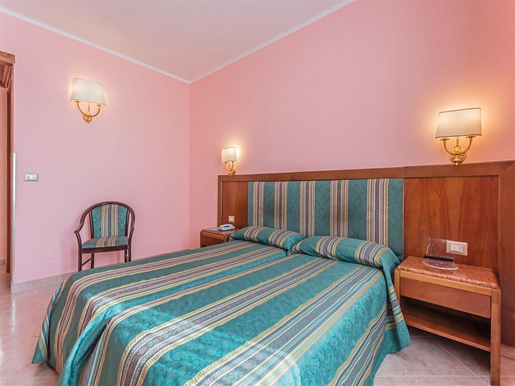 Raeli Hotel Siracusa Rzym Zewnętrze zdjęcie