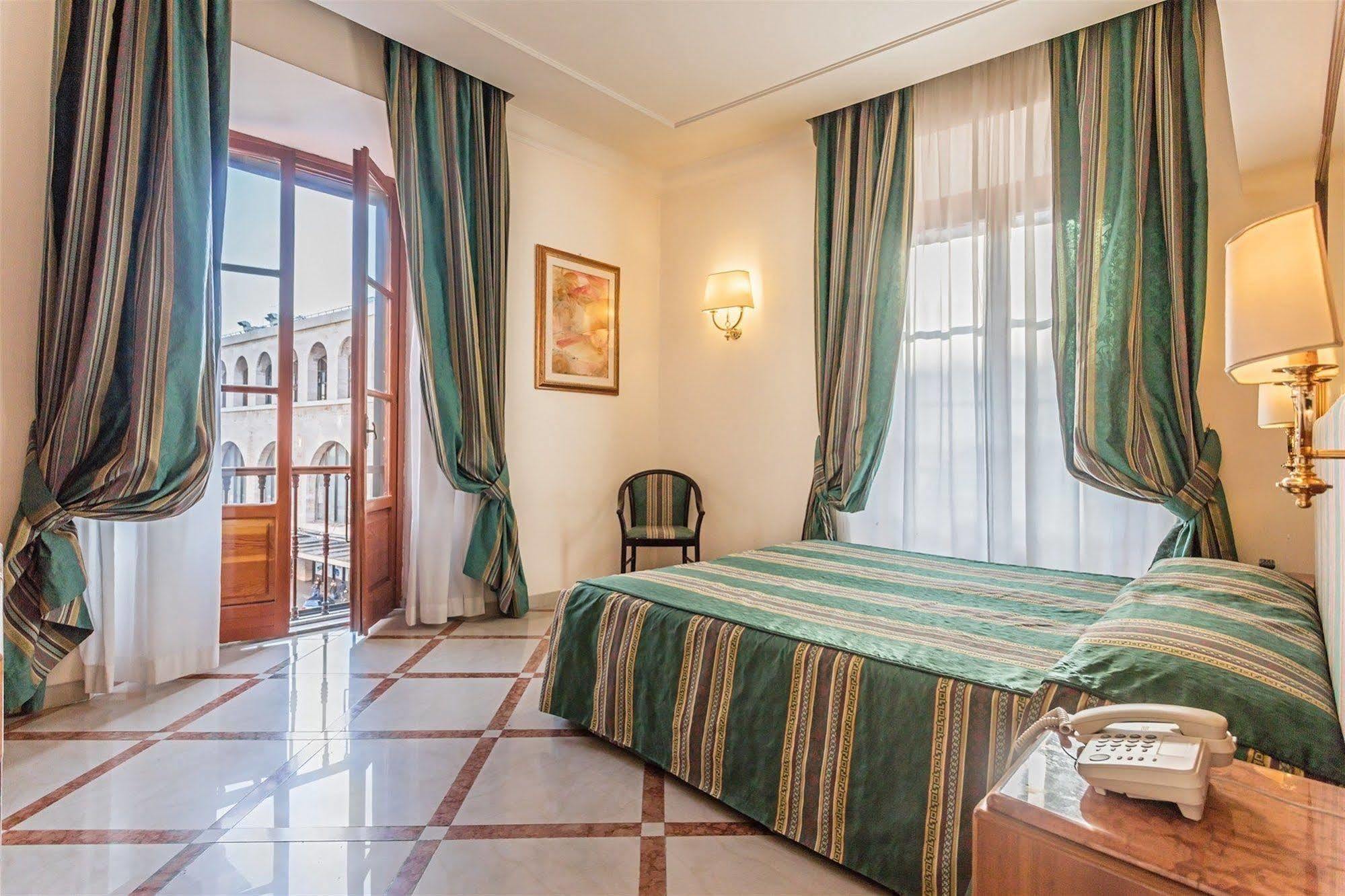 Raeli Hotel Siracusa Rzym Zewnętrze zdjęcie